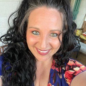 Meet your Posher, Karina